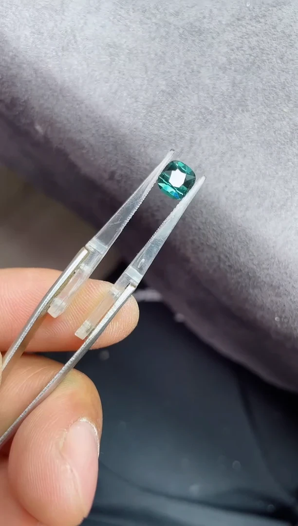 未镶嵌裸石碧玺1.5ct