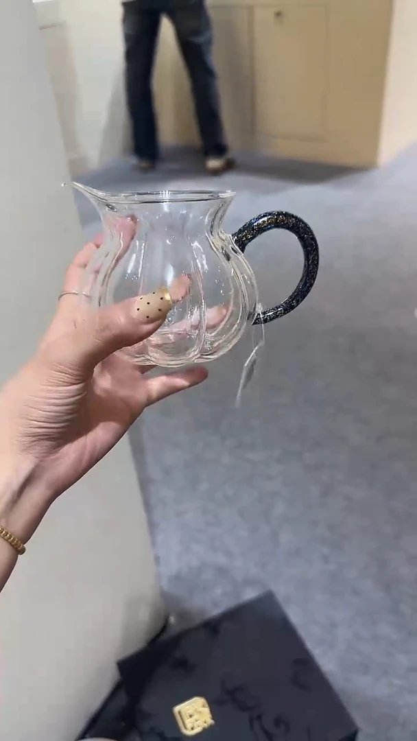 南瓜黑金公道杯晶焱金标