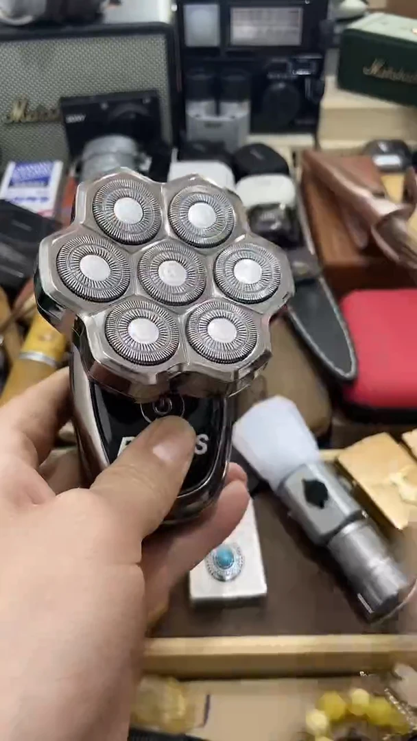 瓷片闪购商品  如图所示