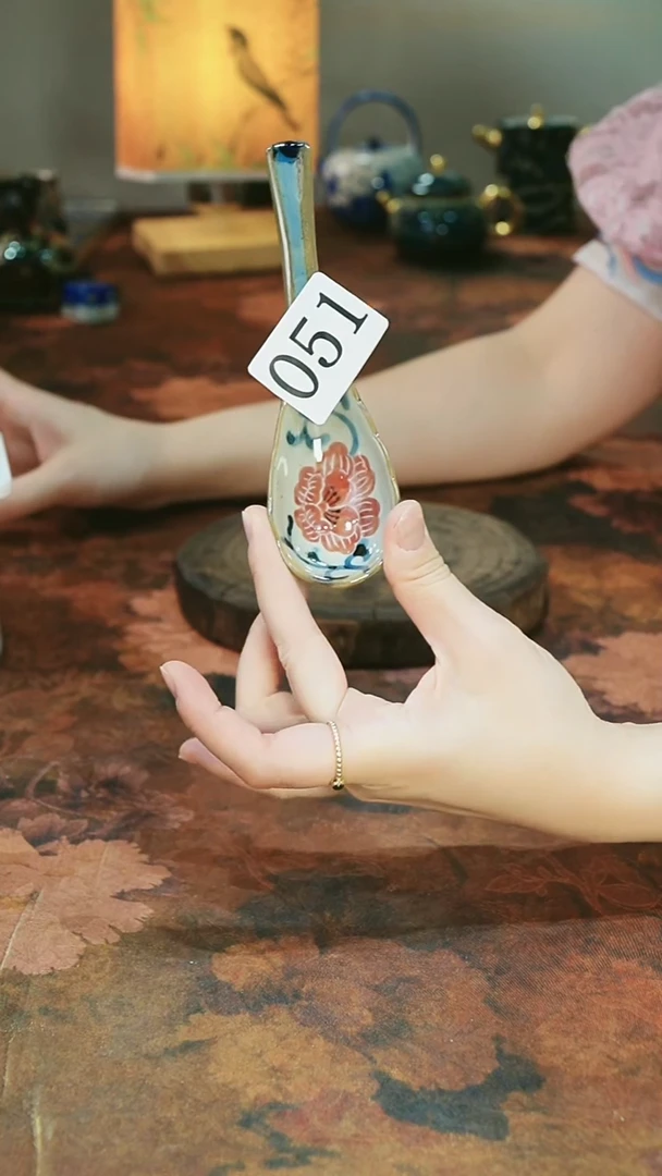 茶碗............051