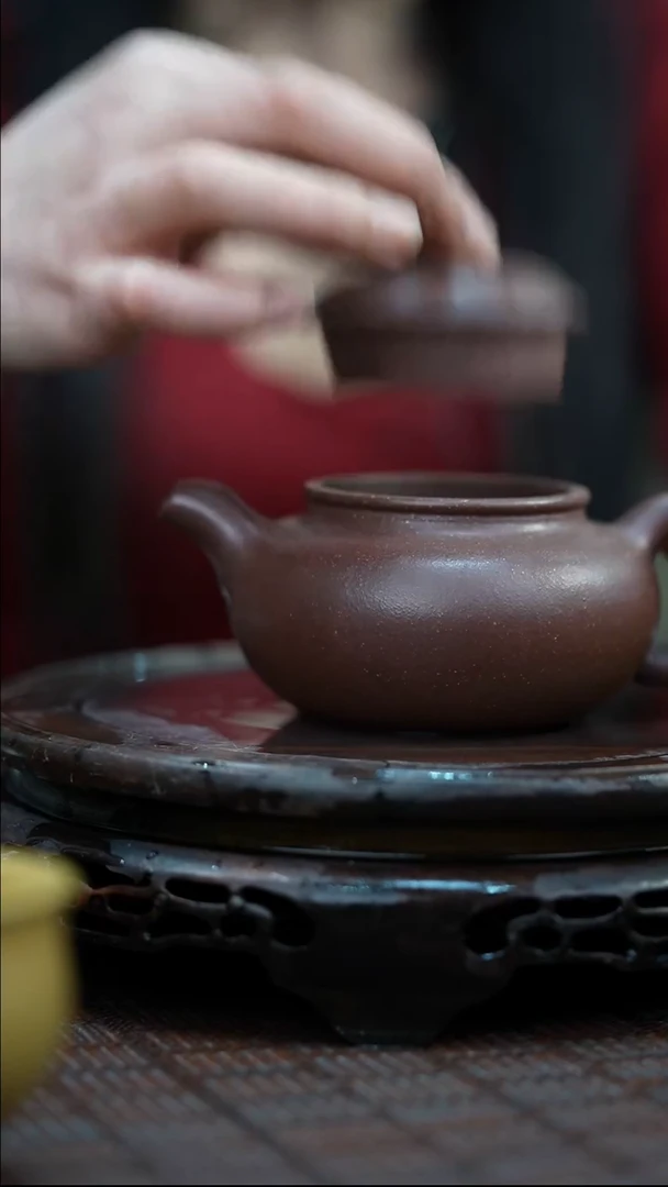 茶壶紫砂宜兴紫砂岁颐传砂原矿全手10