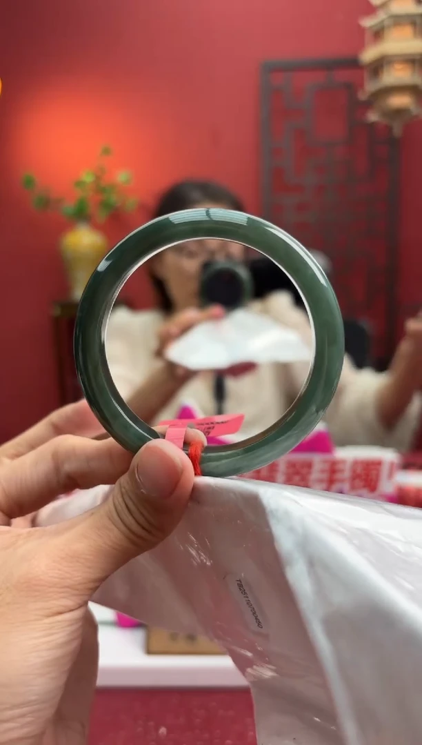 未镶嵌手镯翡翠翡翠手镯4