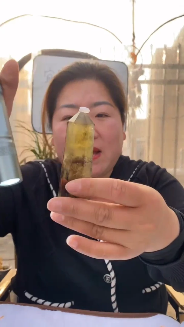 【闪购商品】水晶柱子未镶嵌黄水晶柱子D362