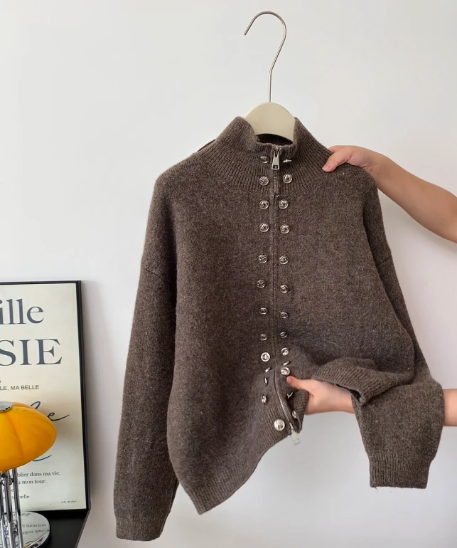 灰色重工双排扣立领毛衣外套女2025秋冬高级感慵懒拉链针织衫上衣