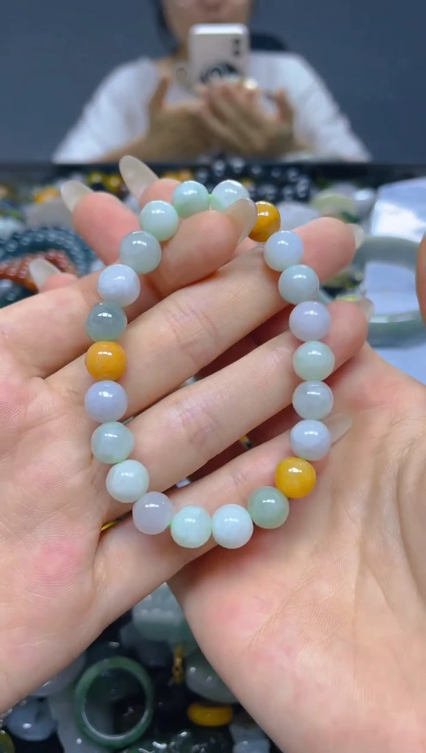 颈饰未镶嵌翡翠8MM/ C /翡翠A货，一件也是批发价