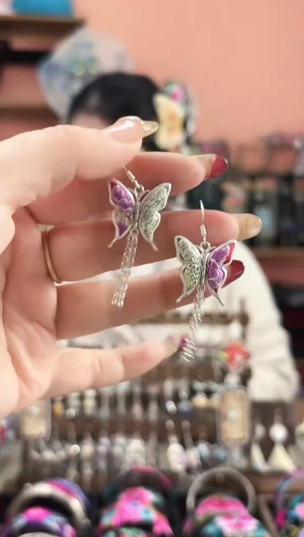 织绣艺枝独绣手工饰品15