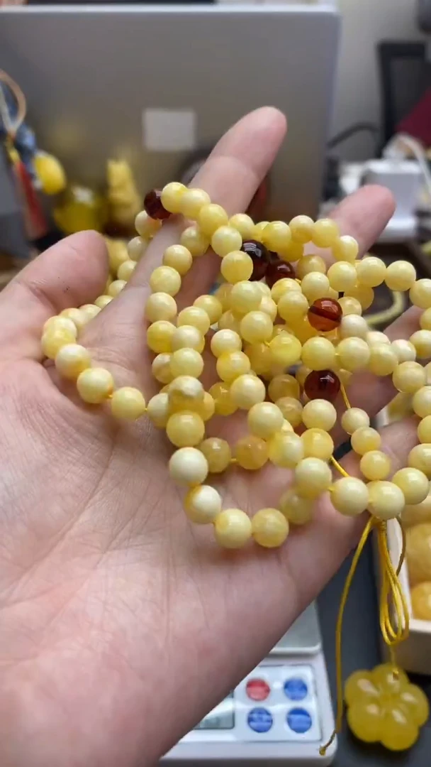 琥珀未镶嵌珠宝奇石539