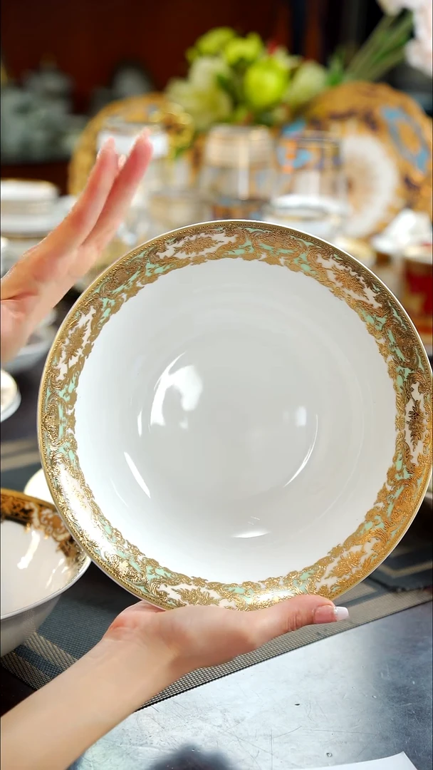 瓷片9英寸汤碗  1个