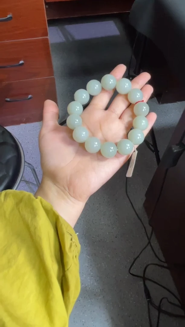 未镶嵌手串和田玉近矿高清白卡16手串（产地直发）
