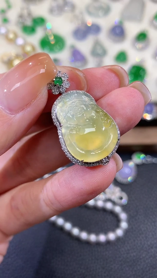 吊坠(不含链)18K金镶嵌翡翠A49