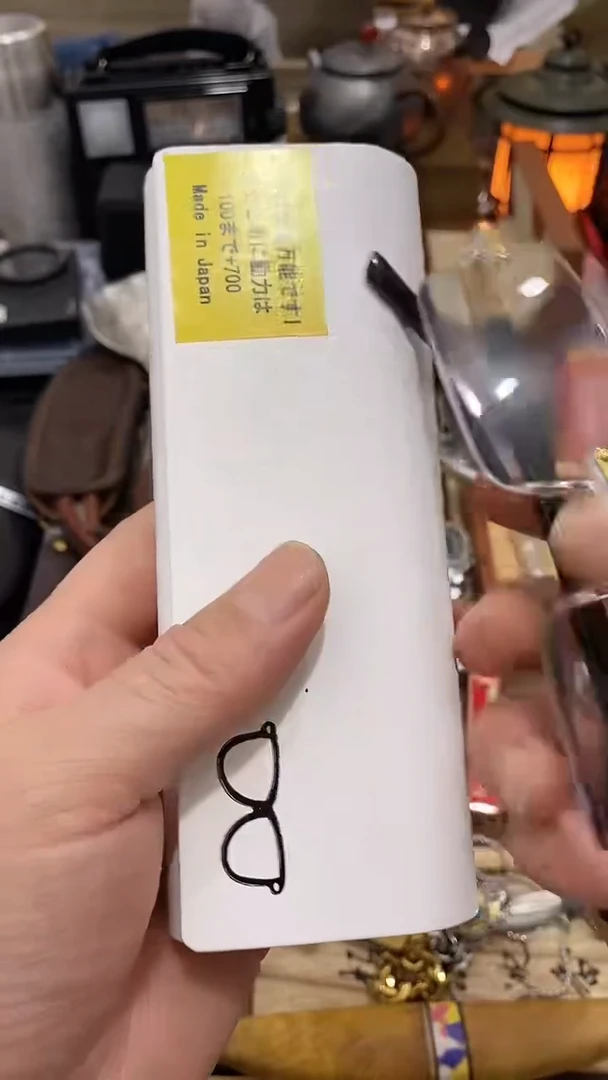 瓷片闪购商品 如图所示