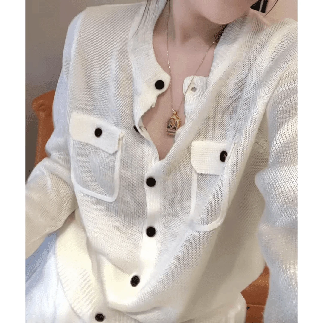今年流行穿搭2025春秋新款温柔风针织衫口袋排扣小香风长袖上衣女