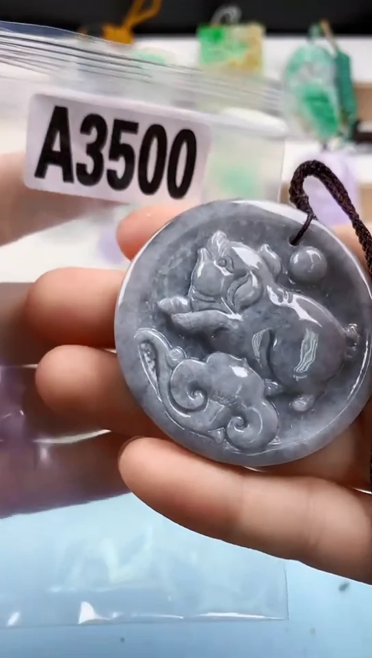 翡翠未镶嵌颈饰天然翡翠吊坠挂件