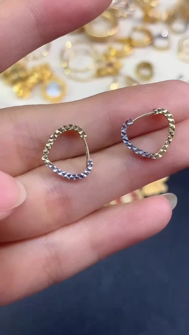 耳饰18K金耳饰|1260多样性发其一