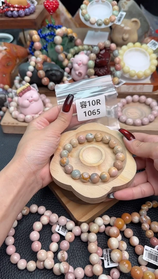 【闪购商品】石英质玉手链未镶嵌10R1065