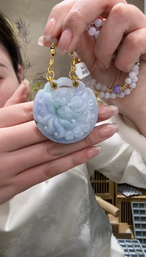 【闪购商品】翡翠颈饰未镶嵌吊坠