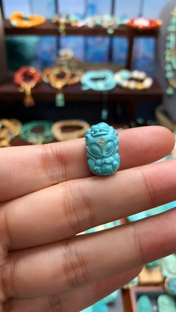 未镶嵌绿松石挂件玉化狐狸