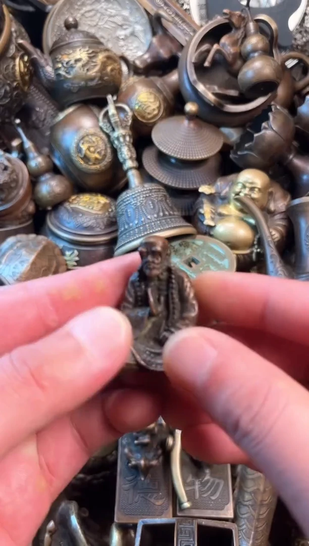 精美铜器点击下单