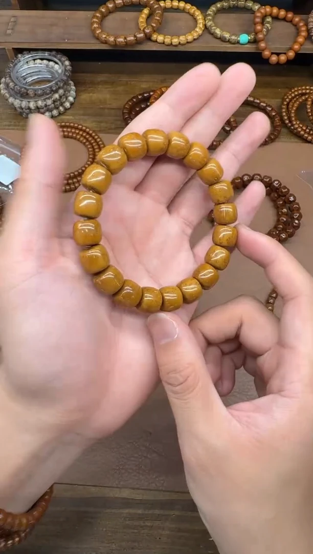 手串紫金鼠A269 卡12姜黄皮实心直切微倒角