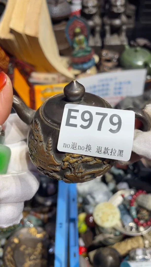 瓷片灵**飞表姐直播所见所得