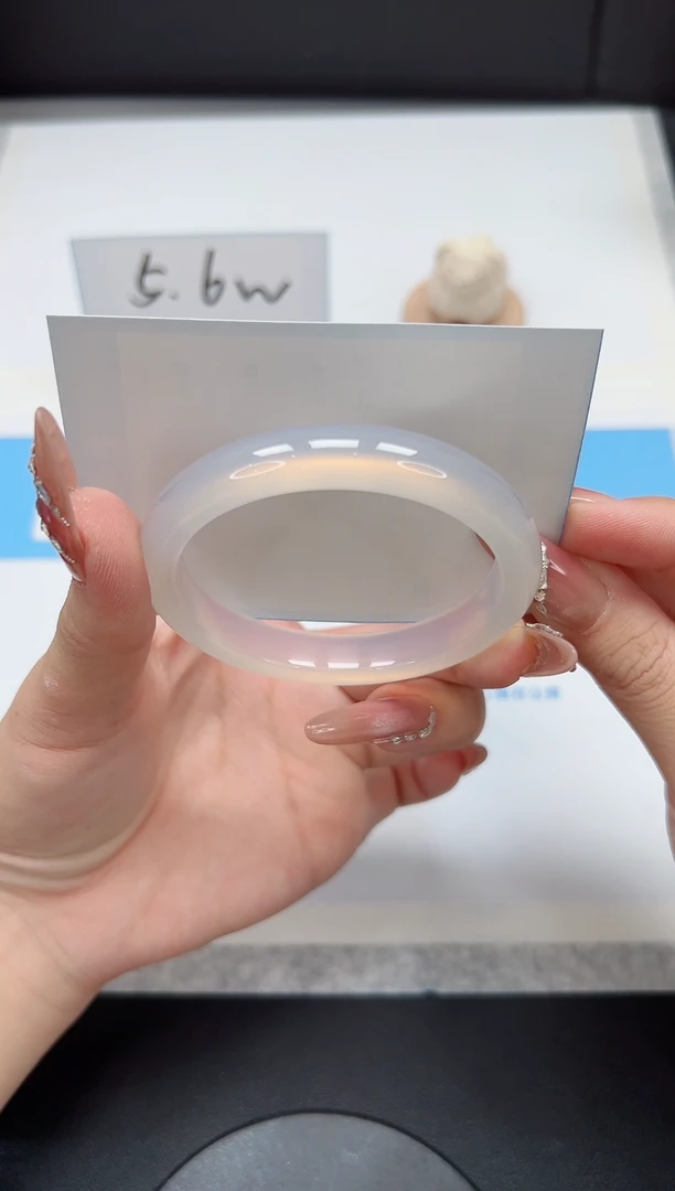 【闪购商品】石英质玉手镯未镶嵌218/荔枝55.5