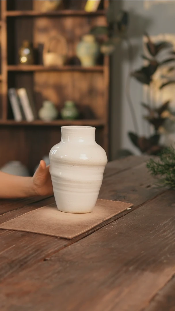 摆件26-37高22口8误差2无孔