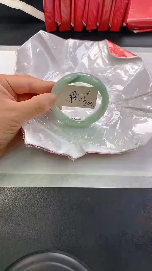 未镶嵌手镯翡翠203
