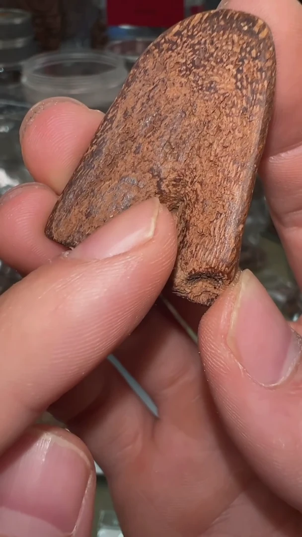 柬埔寨红土沉水原料3.7g