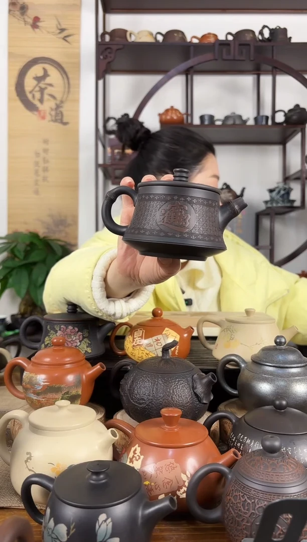 云南建水紫陶茶壶180CC左右