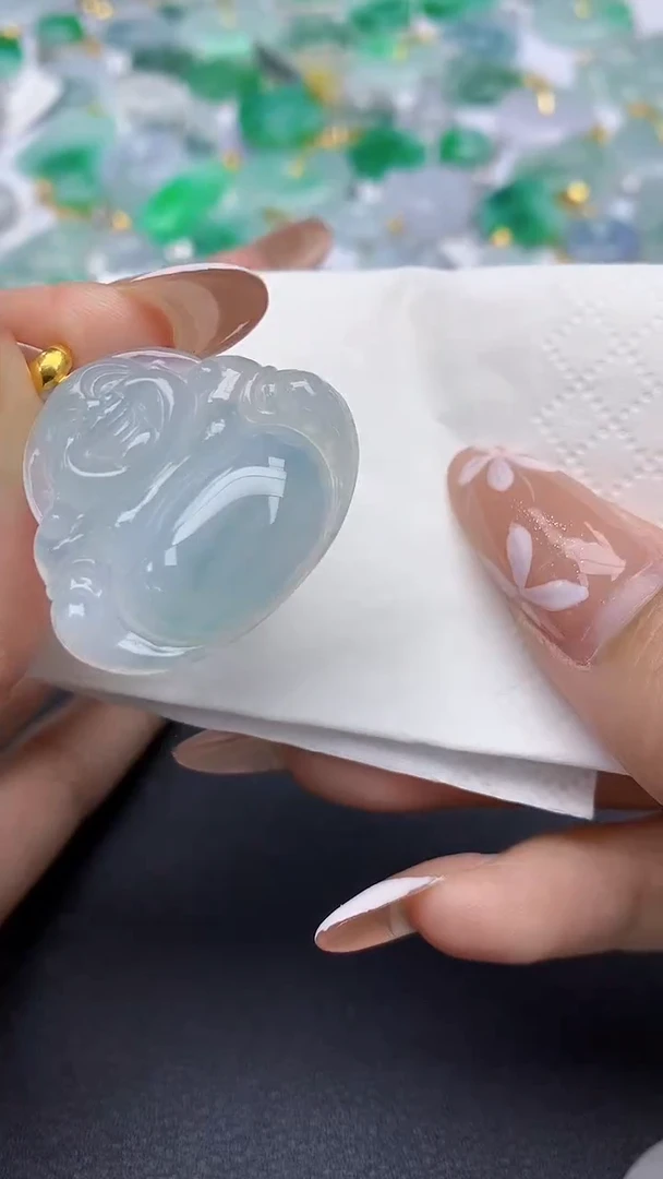 颈饰18K金镶嵌翡翠A货假一赔三支持复检百元上九元证书费自理