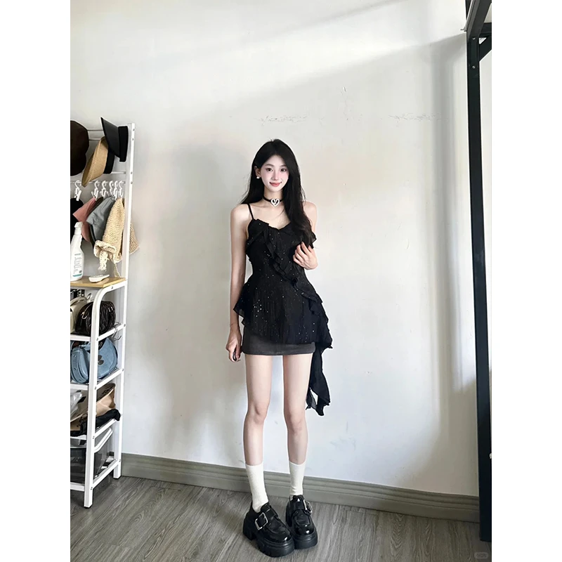 2024夏季新款法式气质荷叶边不规则设计感吊带裙女时尚高腰半身裙