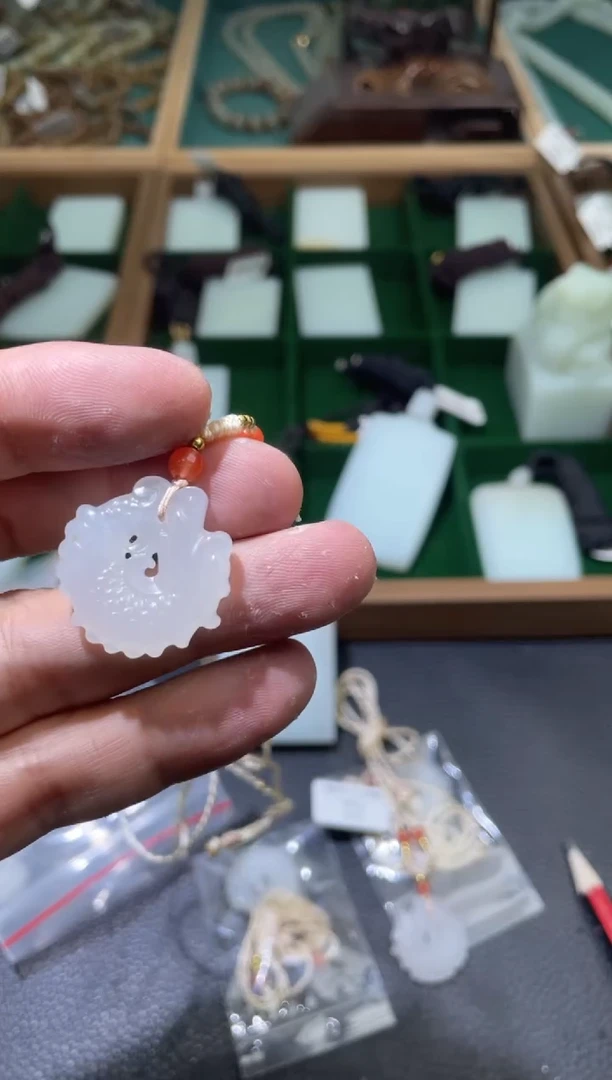 未镶嵌和田玉挂件挂件