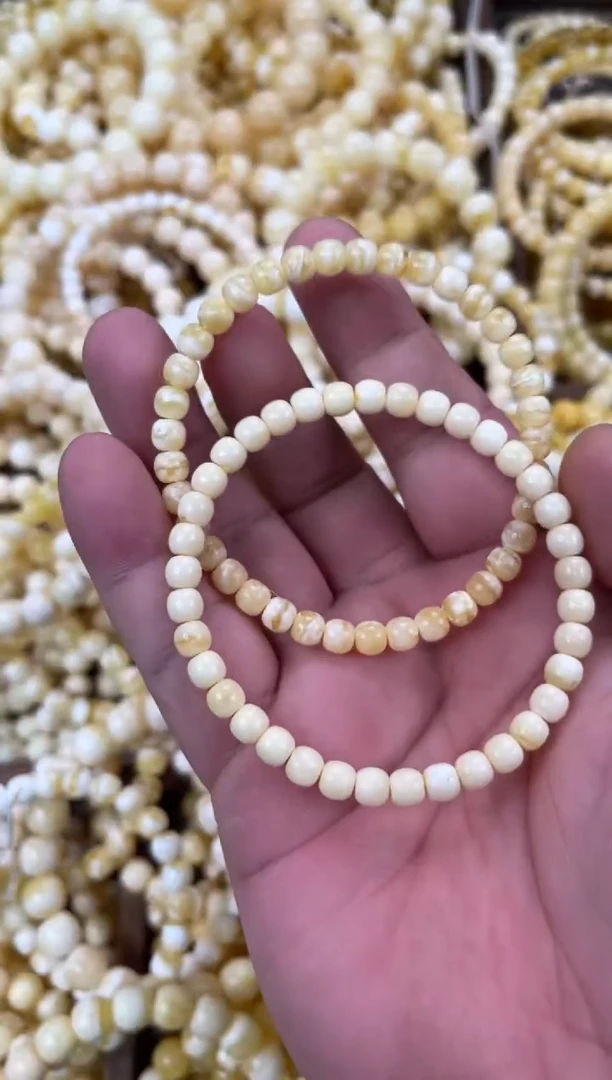 裸石琥珀未镶嵌SS2  5.5左右多样性一条