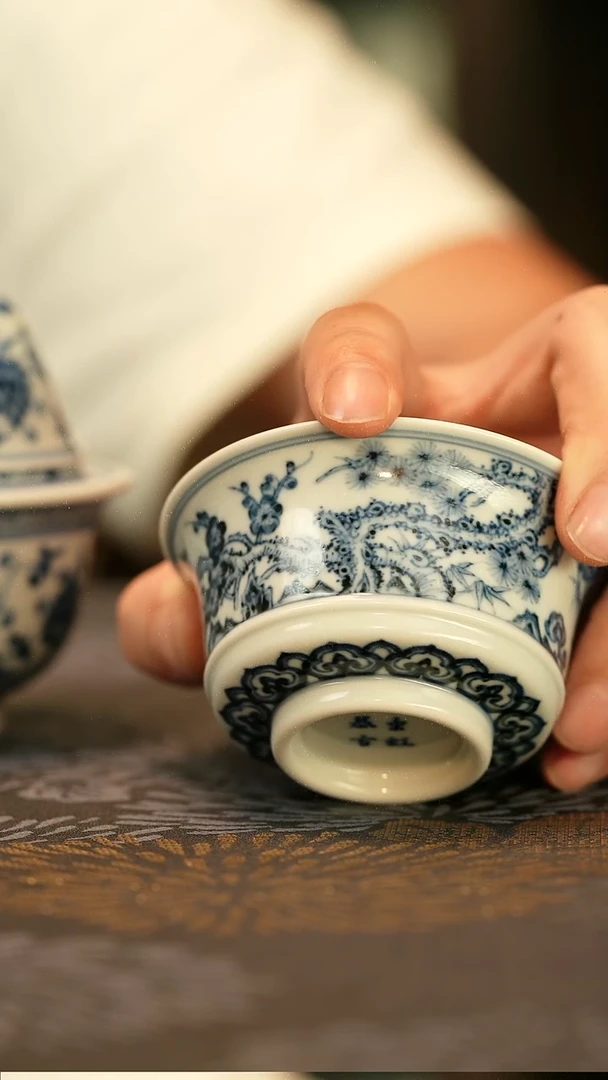 中式f*m仿明青花松竹梅马蹄杯