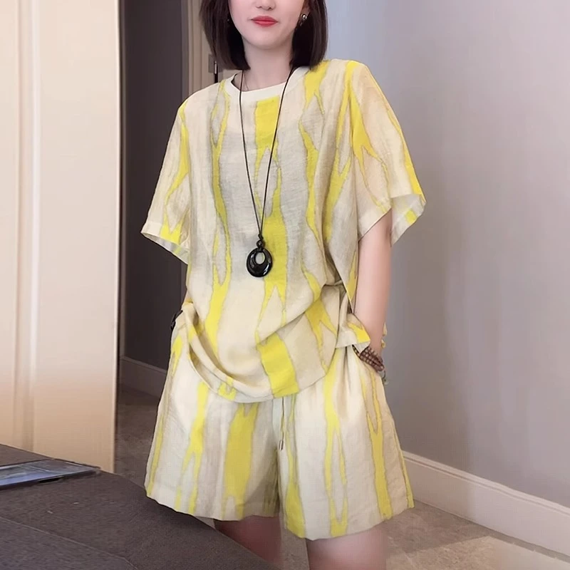 夏季套装女2025新款时尚洋气减龄宽松休闲显瘦上衣百搭短裤两件套
