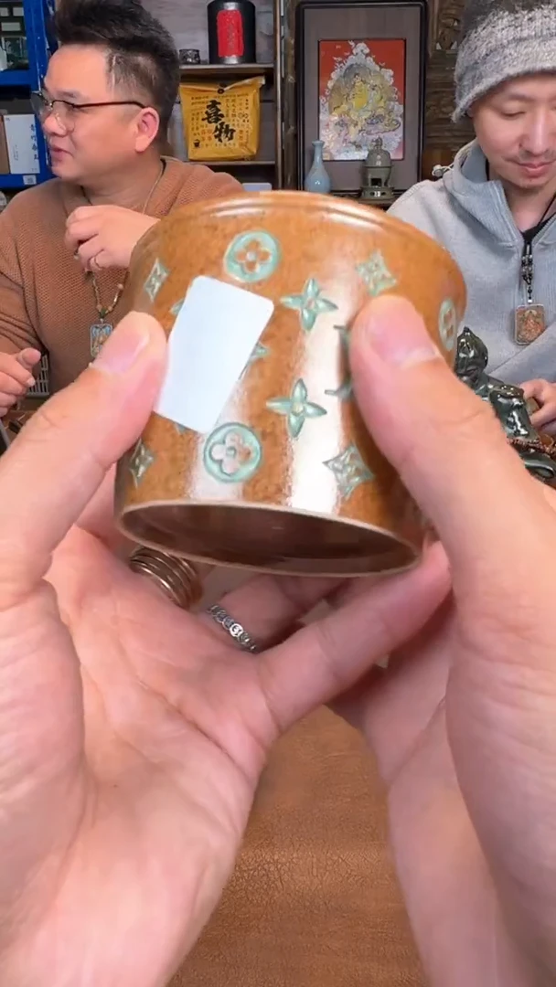 【闪购商品】瓷片@@草木灰LV直筒杯1666