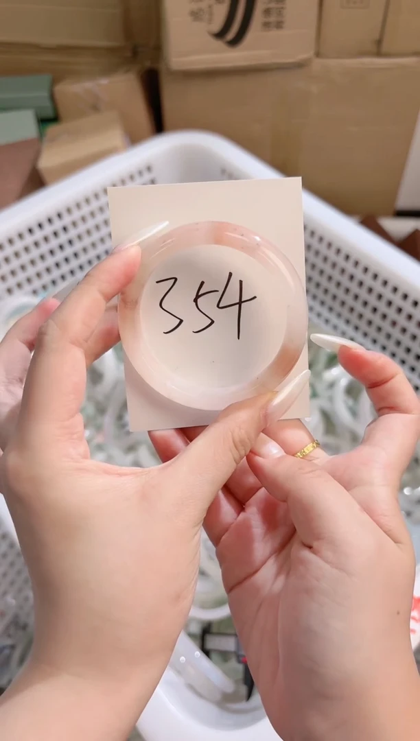 石英质玉手镯未镶嵌K354-53