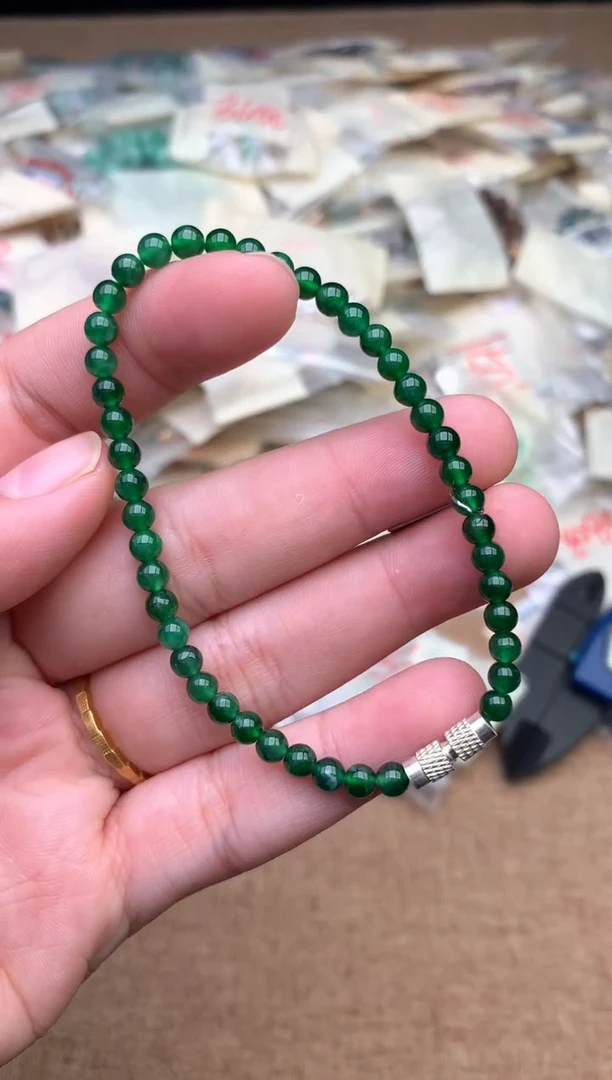 未镶嵌挂件翡翠一