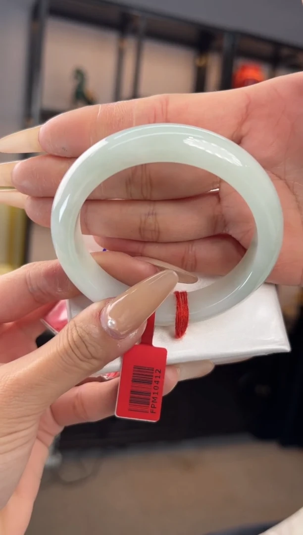 未镶嵌手镯翡翠翡翠手镯