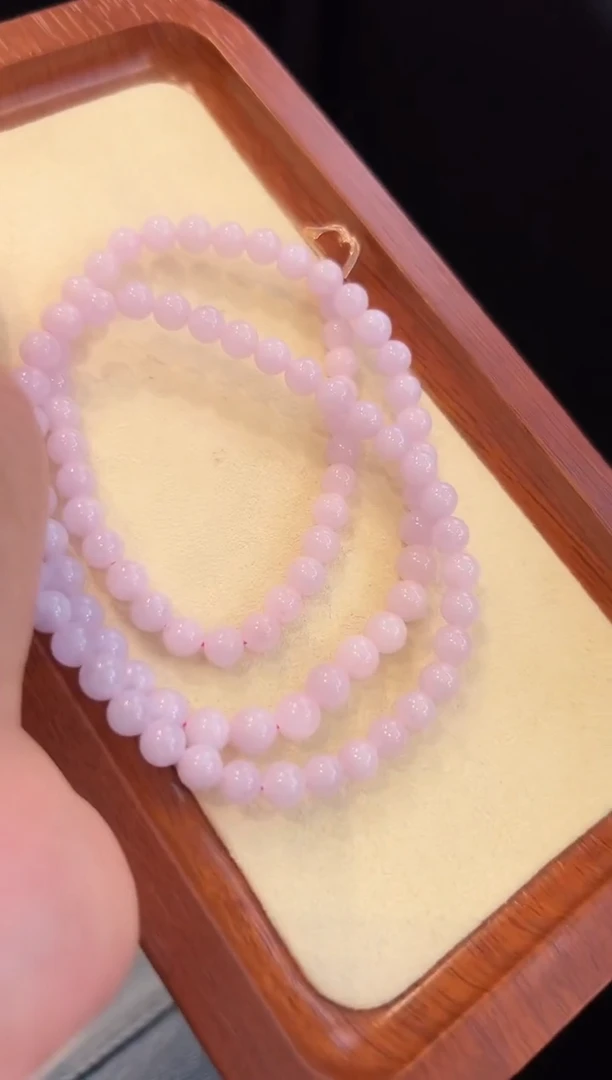 翡翠未镶嵌颈饰落**纷珠链
