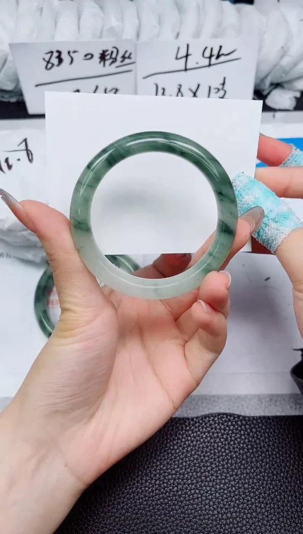 石英质玉手镯未镶嵌257-52