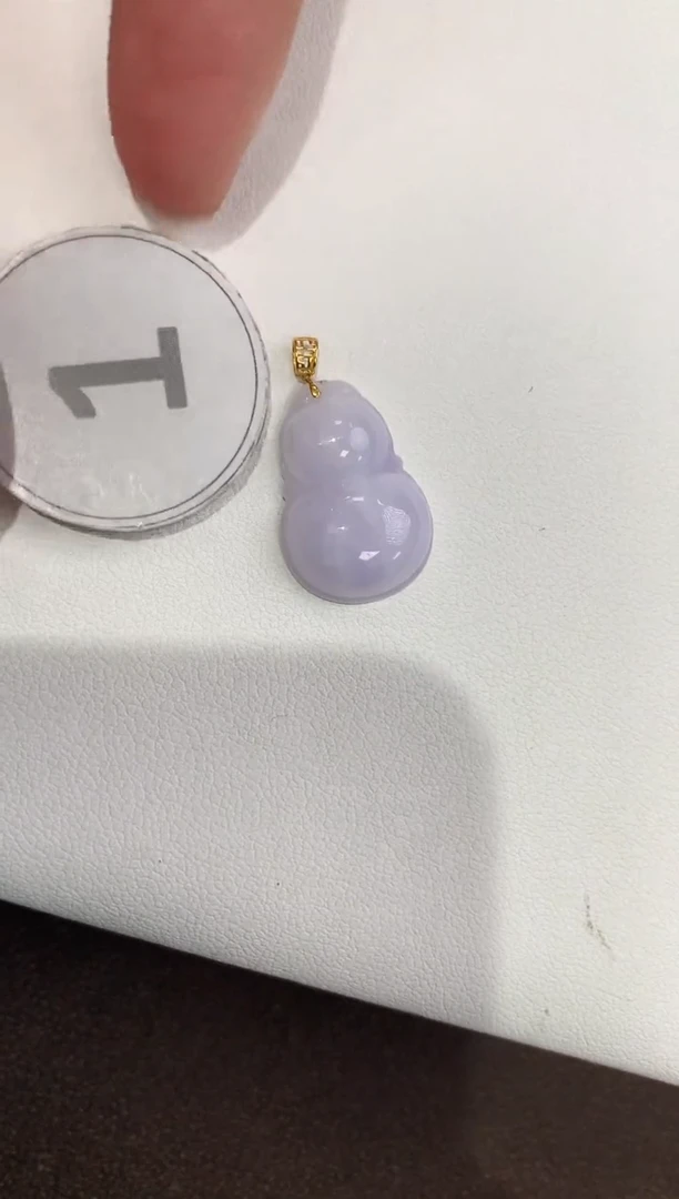 颈饰18K金镶嵌翡翠天然缅甸a货翡翠