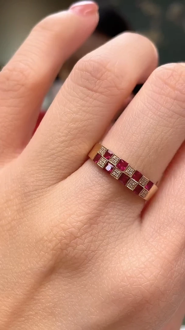 18K金镶嵌戒指红宝石主石：0.52ct