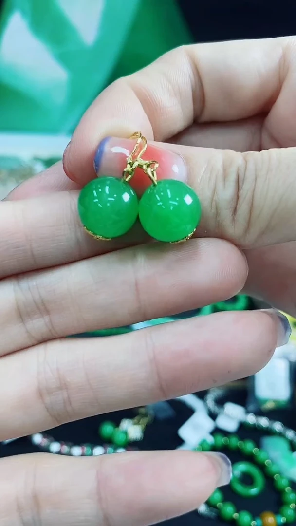 未镶嵌翡翠耳饰闪购链接   多样性发其一 颜色微差