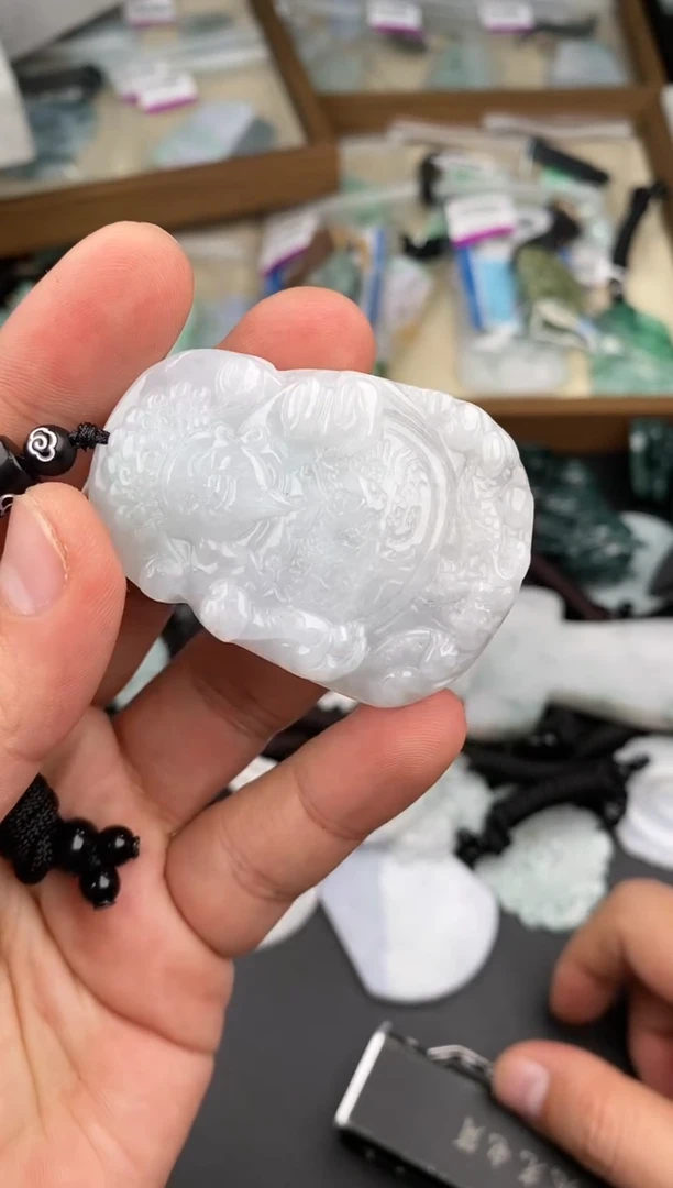 【闪购商品】翡翠颈饰未镶嵌  天然翡翠，一物一图