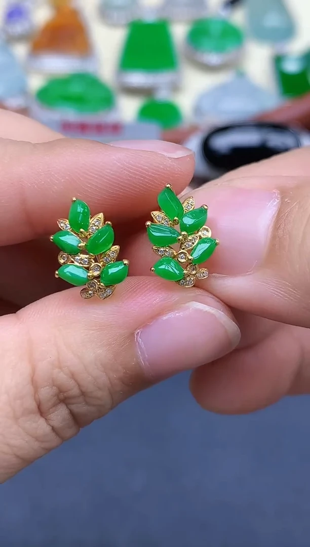 18K金镶嵌翡翠耳饰519-中国好珍宝