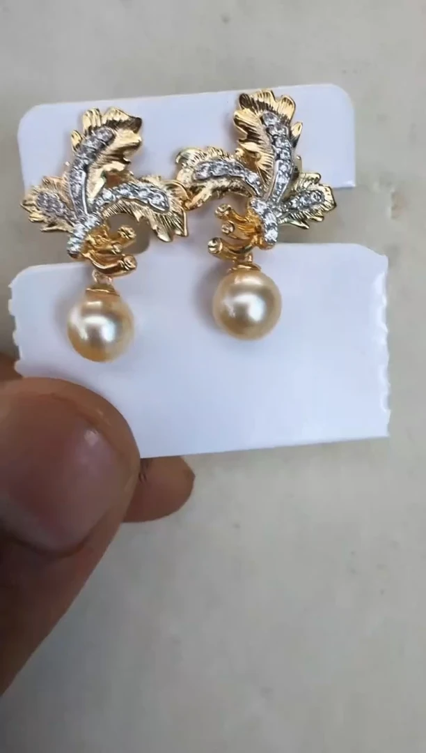 银S925镶嵌海水珍珠耳饰耳钉