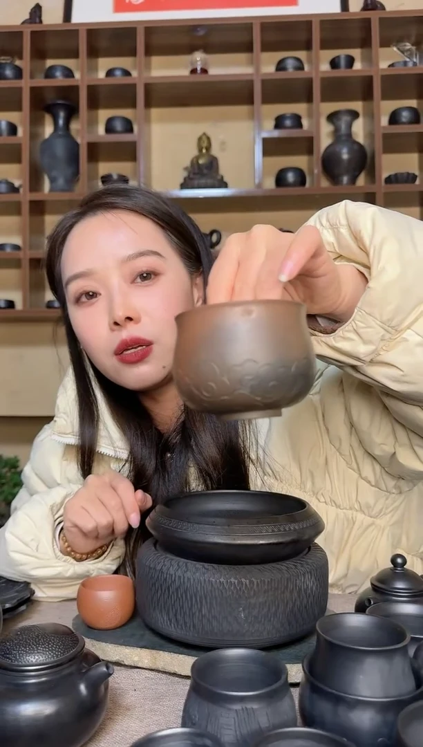 手工黑陶渐变色牡丹杯