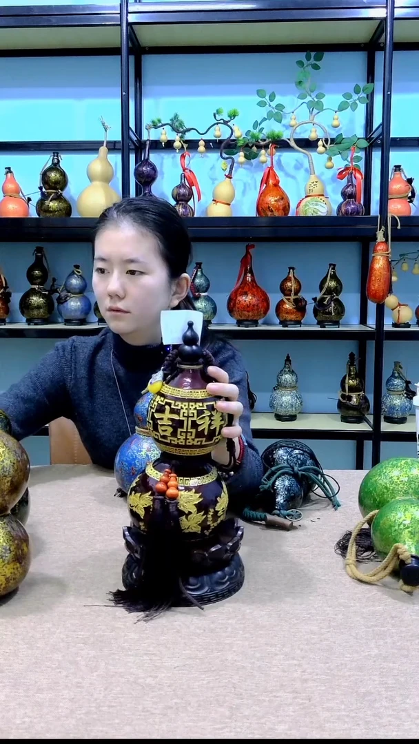 大漆工艺品雕刻酒壶