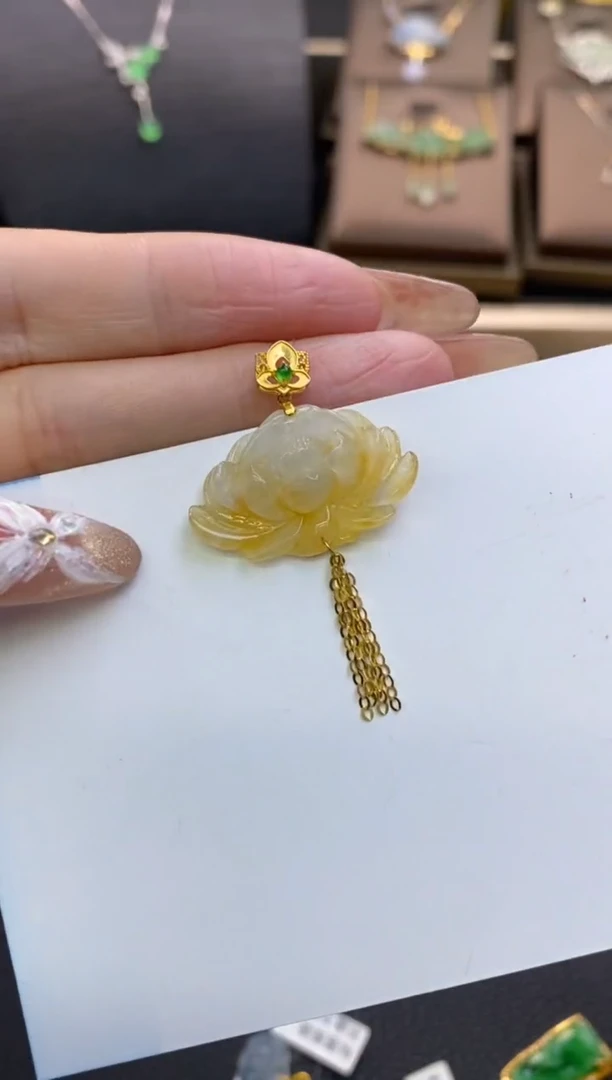 【闪购商品】翡翠颈饰18K金镶嵌净货11991